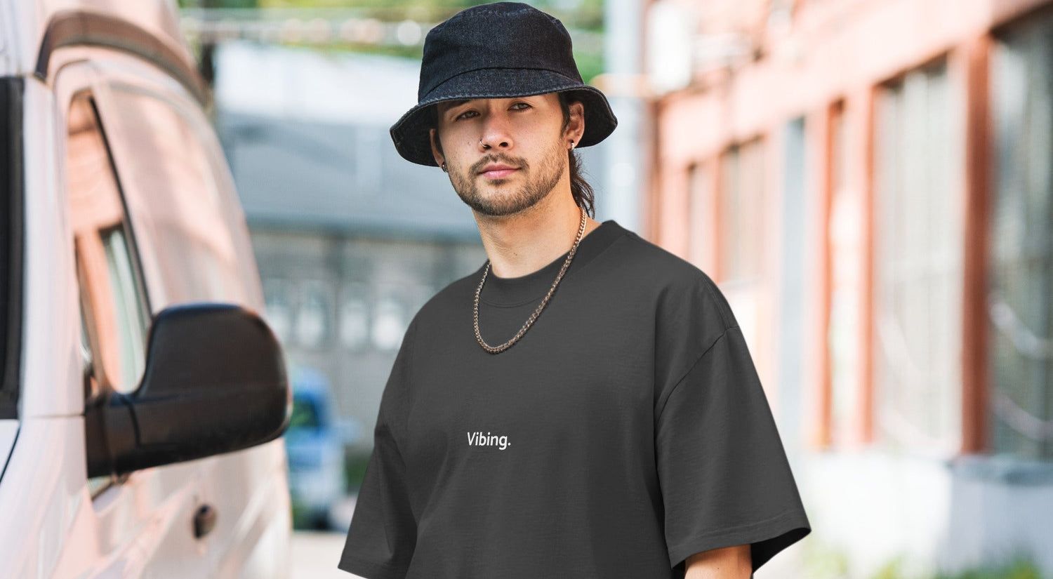 Oversized T-Shirt - Vibing als Geschenkidee